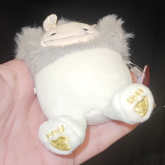 NWT Evita The Bigfoot Micromallow Squishmallow - Picture 4 of 7